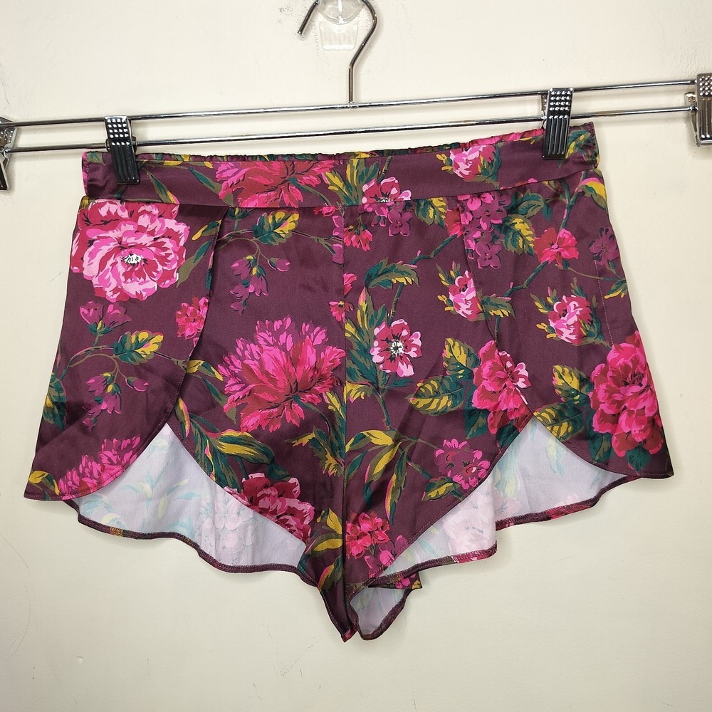 Victoria's Secret Floral Scallop Hem Sleep Shorts in Wine and Pink